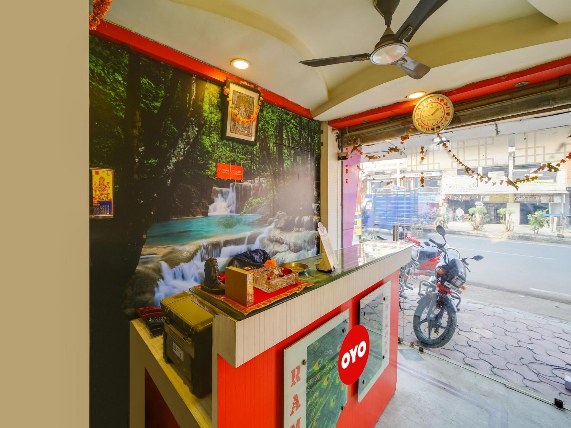 Hotel O Rama Krishna Bhopal Exteriör bild